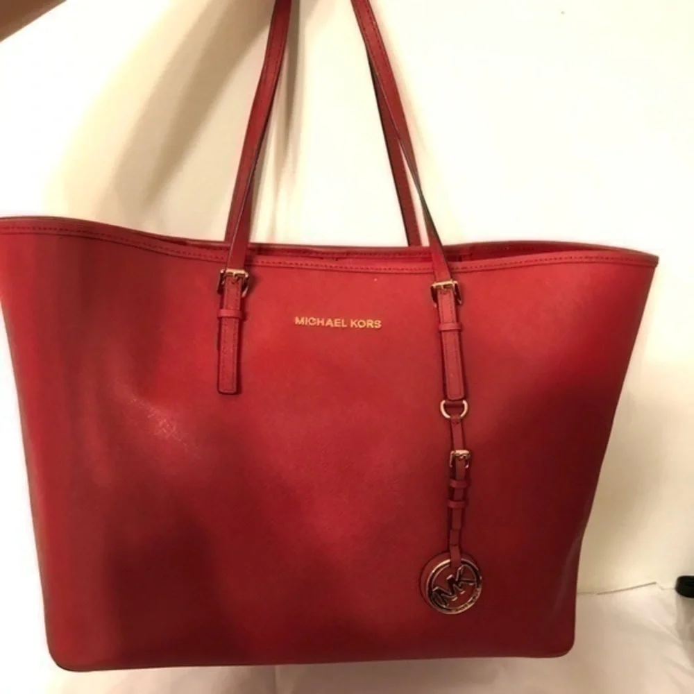Michael kors red saffiano leather tote bag